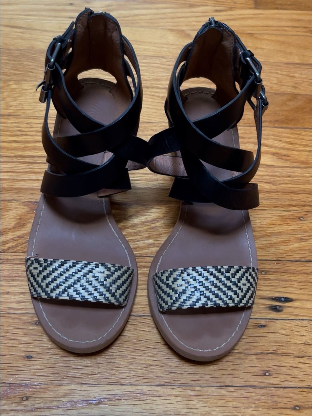 Madewell Black Strappy Gladiator Sandals with Woven Beige Toe Strap